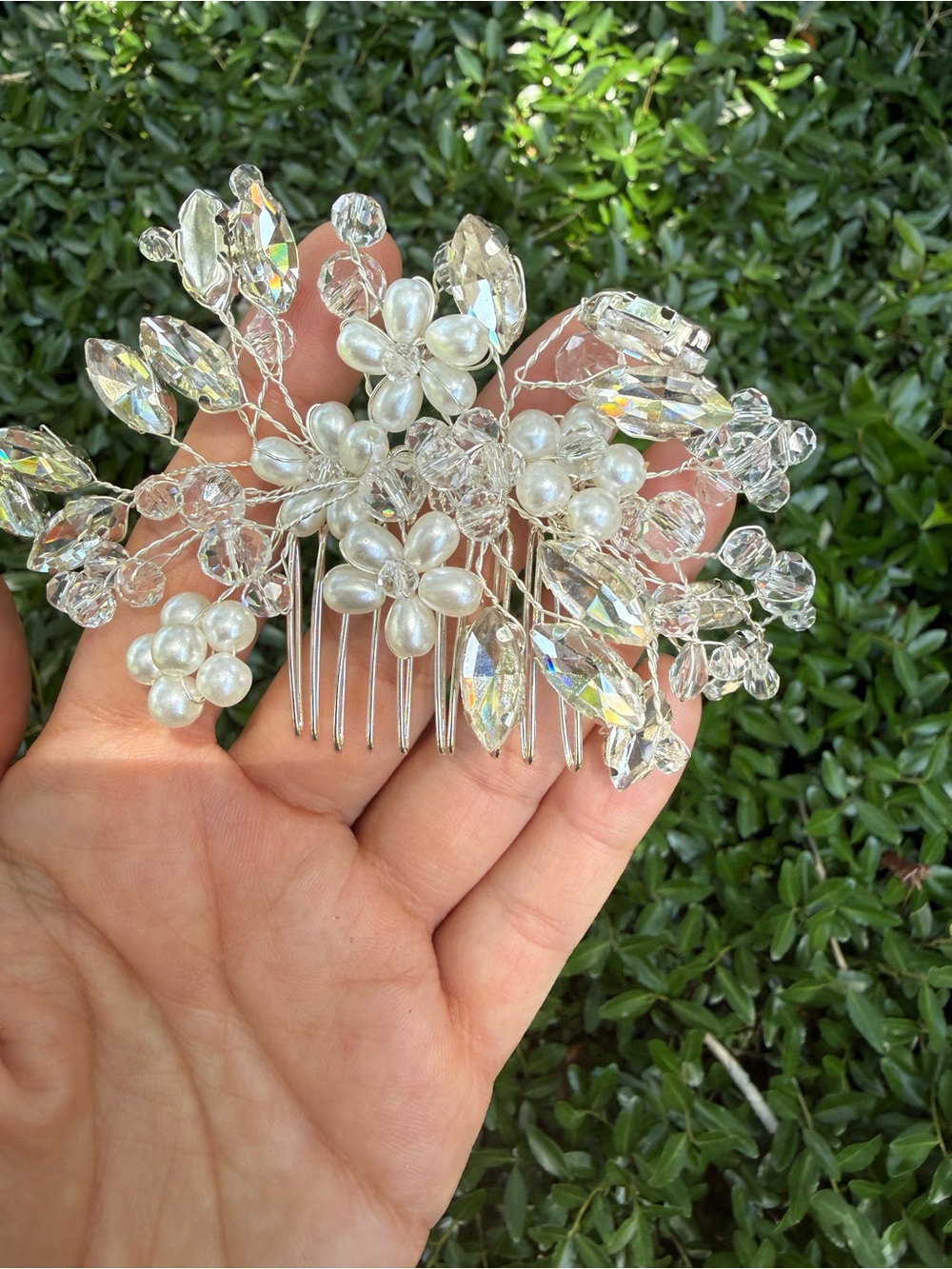 Pearl & Crystal Floral Hair Comb - Silver - Picture 5 of 7